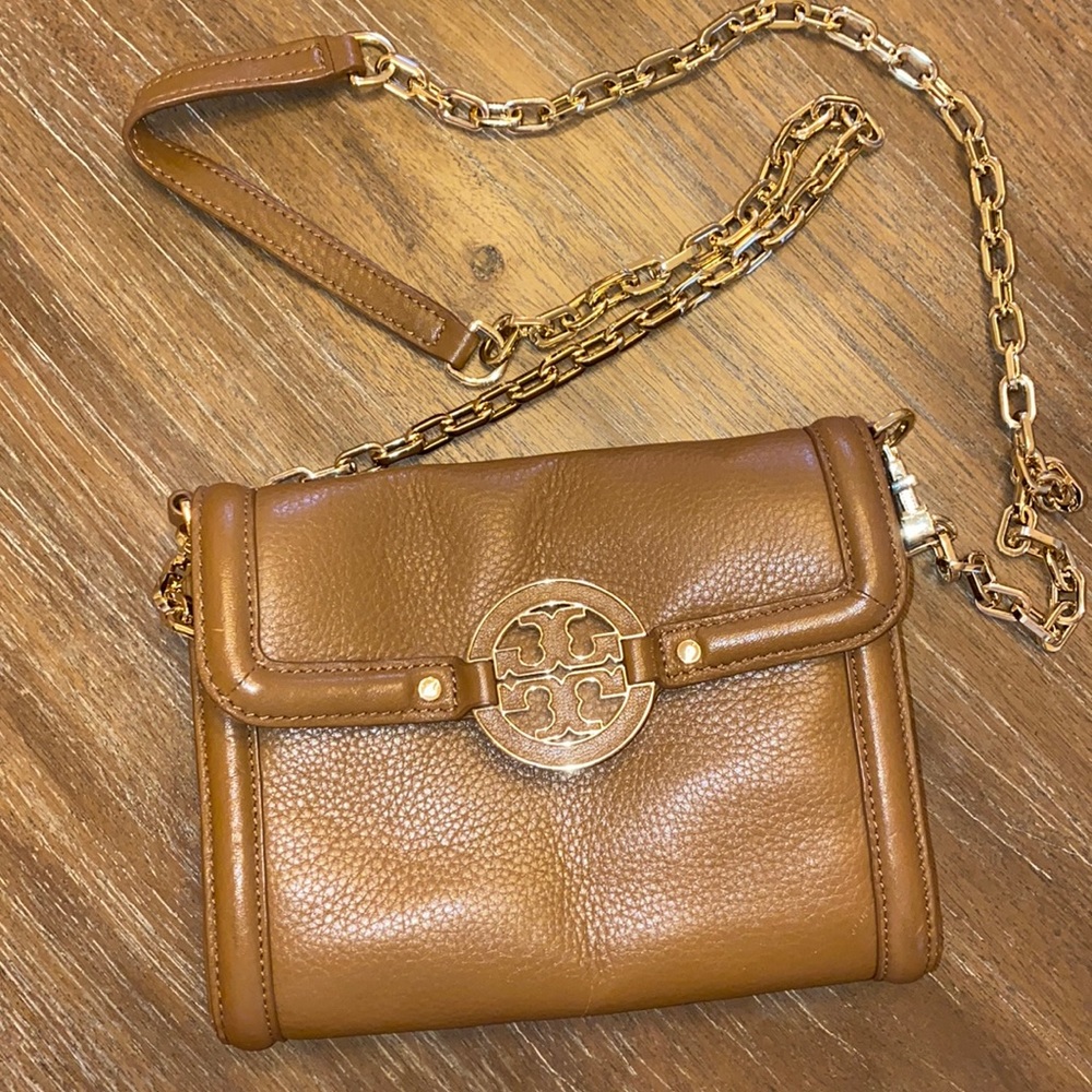 Tory Burch crossbody for spring and summer!